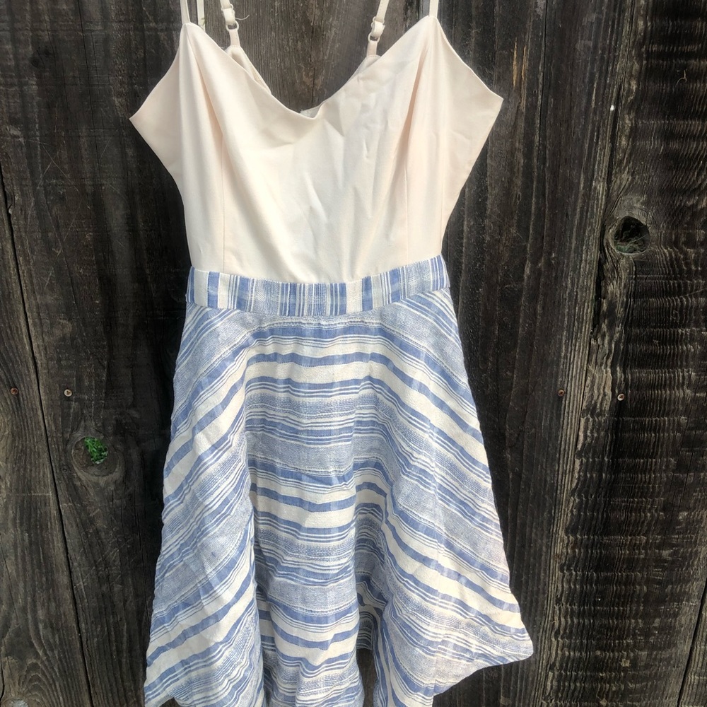 Jealous Tomato womens medium summer dress